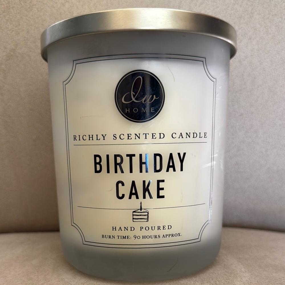 DW Home Birthday Cake Scented Candle